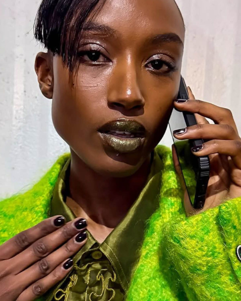 glossy black nails by jin soon choi